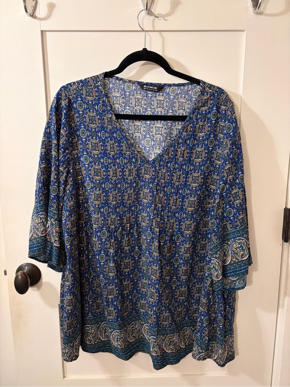 BloomChic Blue & Green Medallion V-Neck Tunic